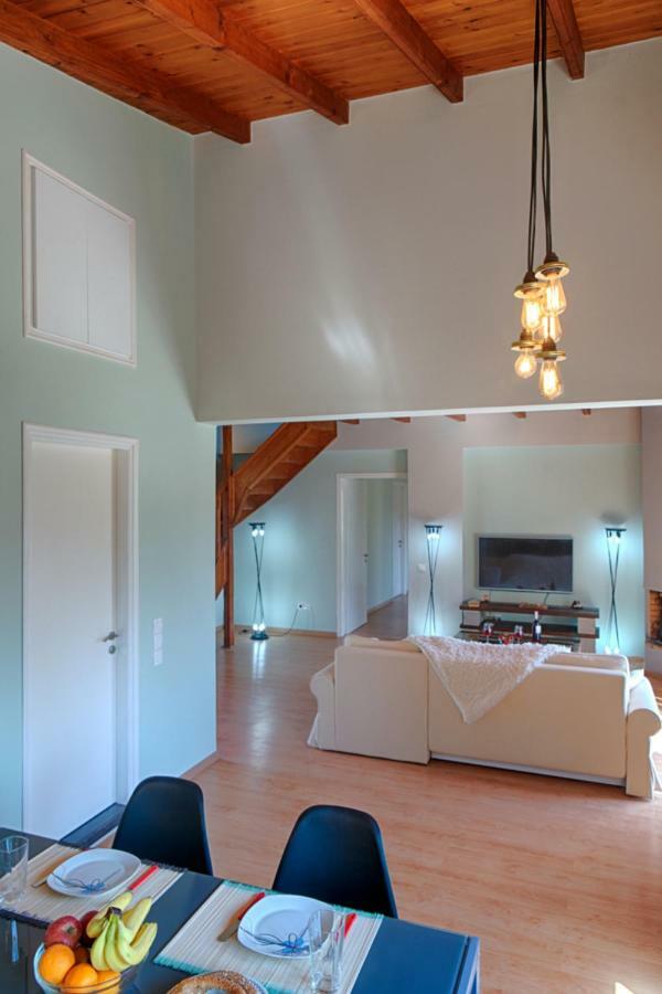 Modern Eco Friendly Villa Close To Town Pelekas Exteriér fotografie