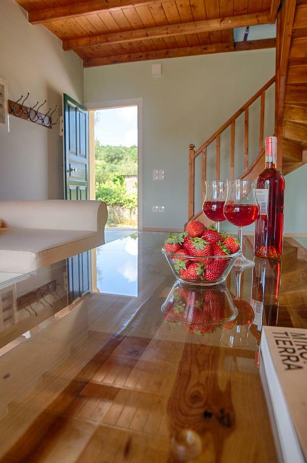 Modern Eco Friendly Villa Close To Town Pelekas Exteriér fotografie